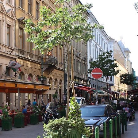 Cozy Apartment On Raday Corso Budapest Exterior photo